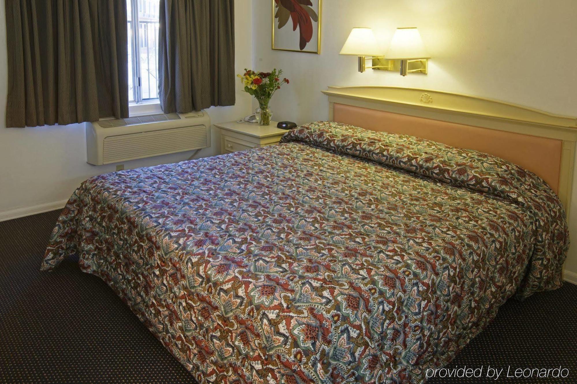 Americas Best Value Inn Thousand Oaks Bilik gambar